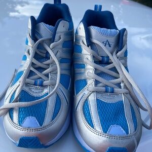 Avia air sneakers